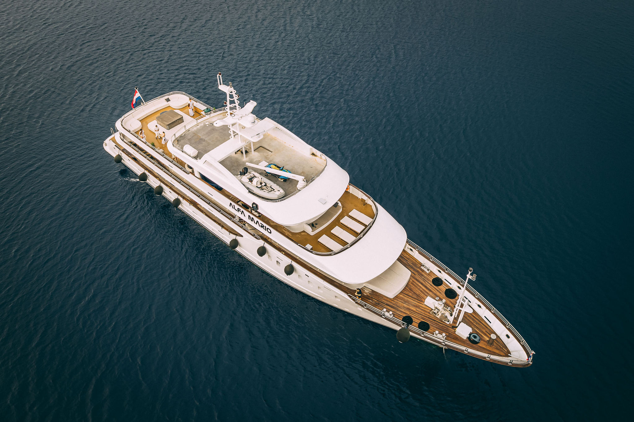 Yacht Party Sound & DJ Setup — What You Actually Need