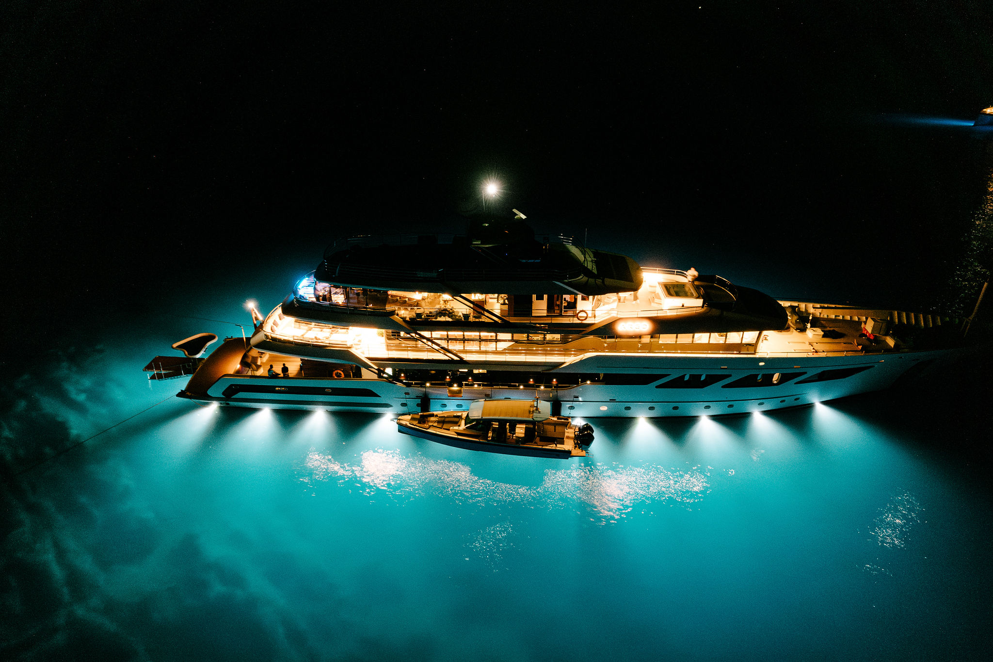 Yacht Parties on the Adriatic: Complete Entertainment Guide